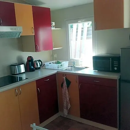 Mobil-home Dans Lotissement Tres Tranquille Vescovato