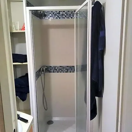 Mobil-home Dans Lotissement Tres Tranquille Bed & Breakfast 3*