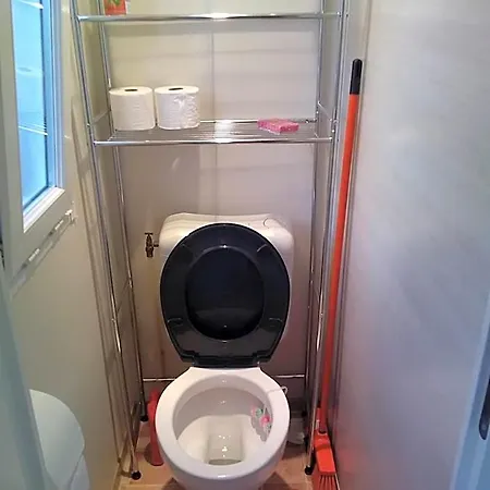Bed & Breakfast Mobil-home Dans Lotissement Tres Tranquille
